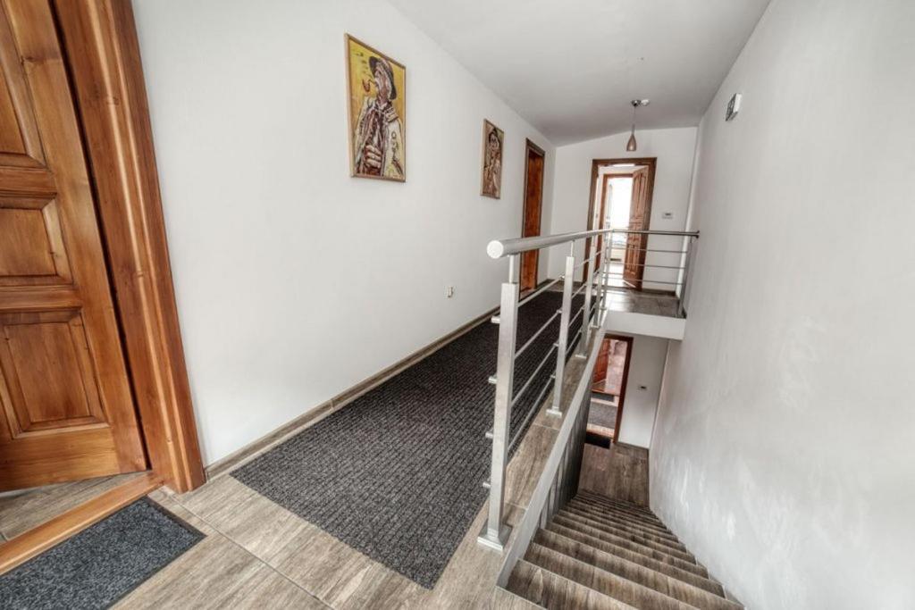 Penzion Jolla Červený Kláštor 外观 照片